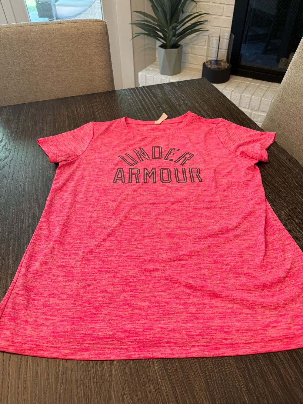 Under Armour Women's Heathered Hot Pink Short Sleeve Tee
